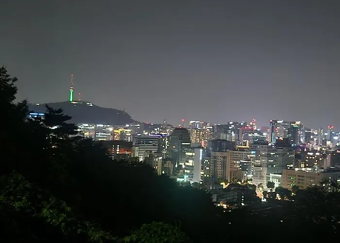 Zennyne 5 Minutes From Hyehwa Station 3 Queen Beds 아파트