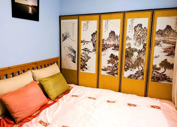Zennyne 5 Minutes From Hyehwa Station 3 Queen Beds *